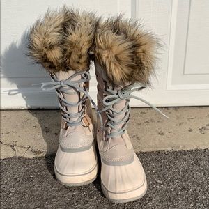 Sorel-Joan of Arctic, white/cream with fur